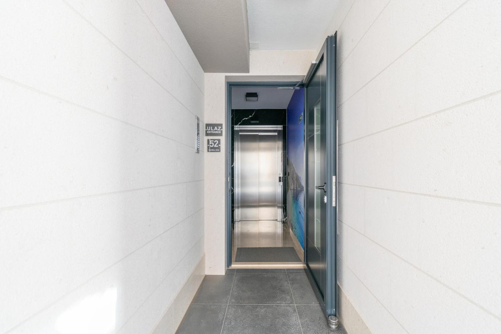 Lux Apartment Aleo マカルスカ エクステリア 写真